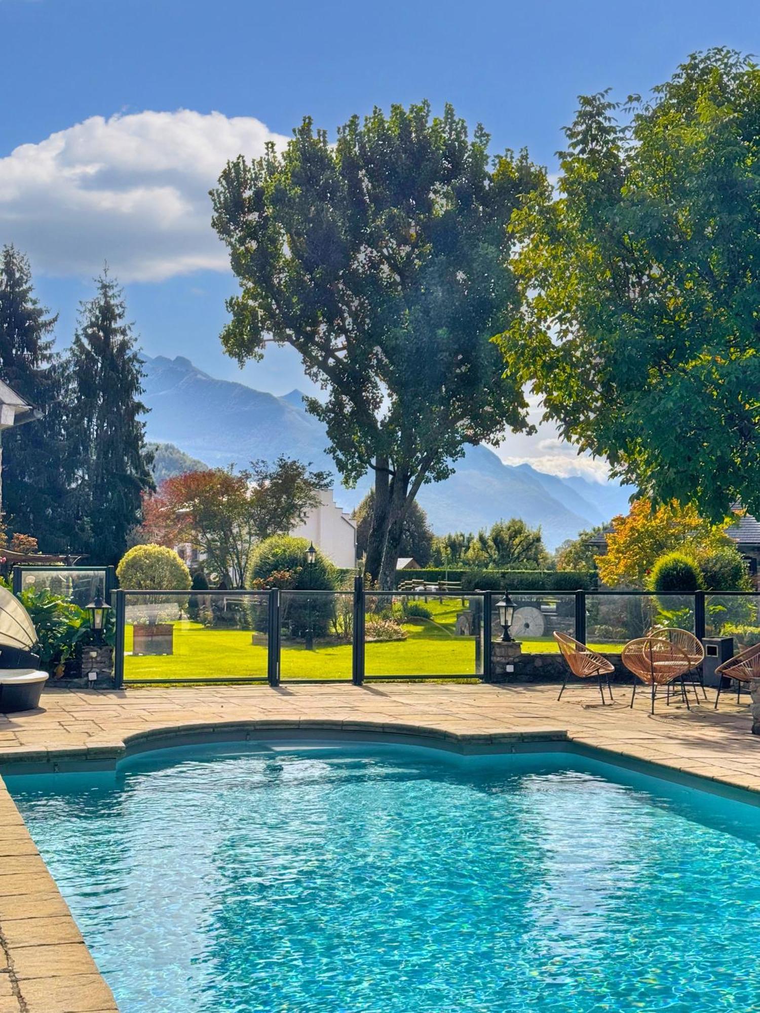 Domaine De Monda Villa Argeles-Gazost Exterior photo